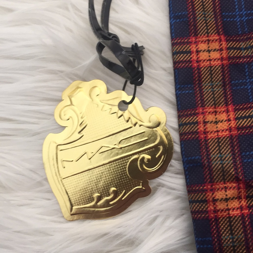 MAC  Drawstring Gift Bag - Picture 3 of 7